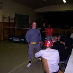 Deserte mit seiner neuen Zitronenpresse